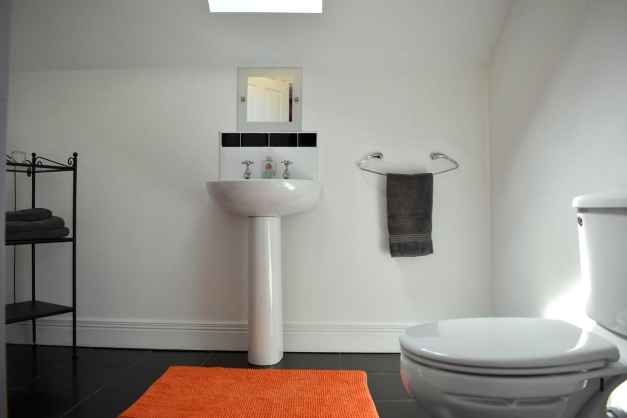 Отели типа «постель и завтрак» The Meadows B&B Мовилл
