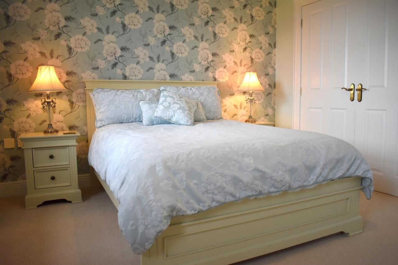 Отели типа «постель и завтрак» The Meadows B&B Мовилл