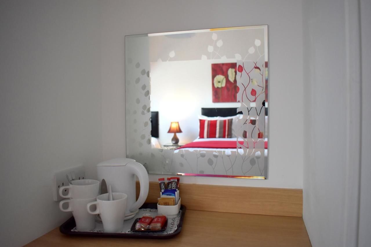 Отели типа «постель и завтрак» The Meadows B&B Мовилл