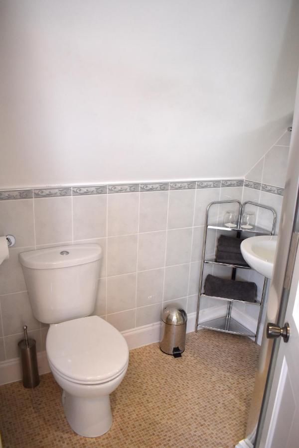 Отели типа «постель и завтрак» The Meadows B&B Мовилл